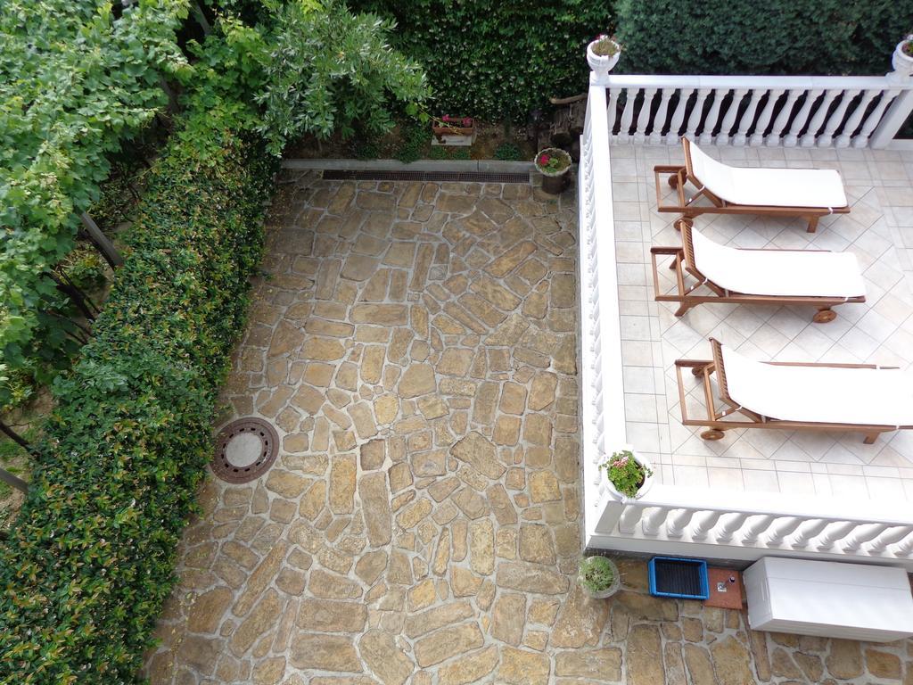 Apartments Butinar Pri Kapitanu Ankaran Buitenkant foto